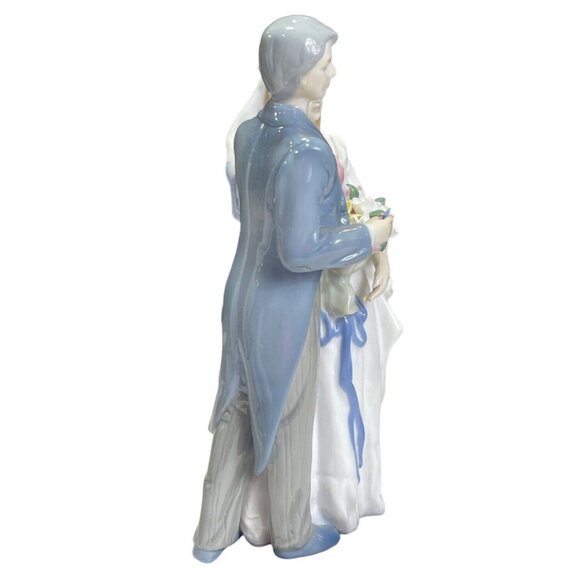 Vintage MALLORCA "I Do I Do" Wedding Couple. Bride Groom Ceramic Figurine 9 in H - Picture 8 of 13